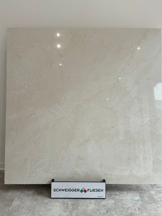 Feinsteinzeugfliese – 120x120 cm, matt, Cremebeige mit zarter Marmorierung (R9)